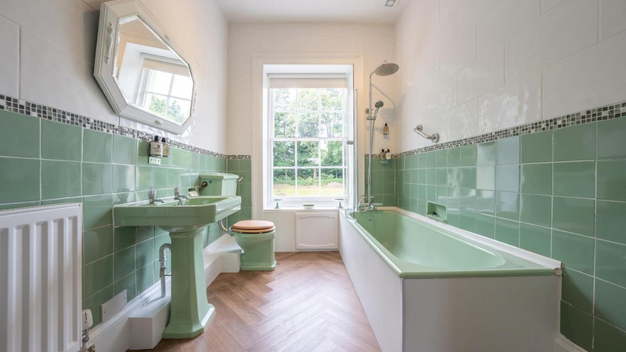 Pantybeiliau House Bed & Breakfast Gilwern Экстерьер фото